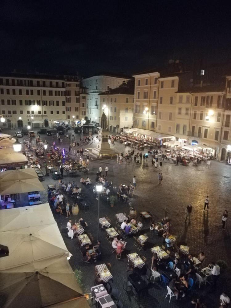 Campo De' Fiori View Lägenhet *